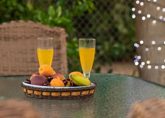 Relax House By The Sea * Wolos