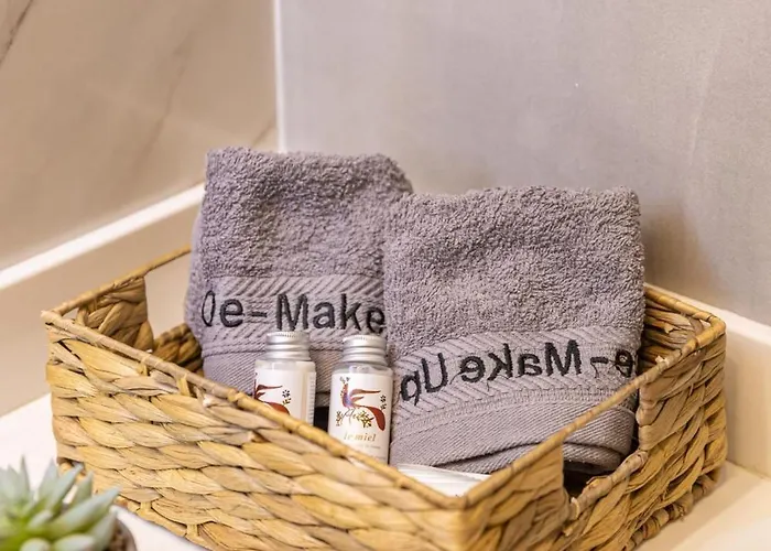 Relax House By The Sea * Wolos